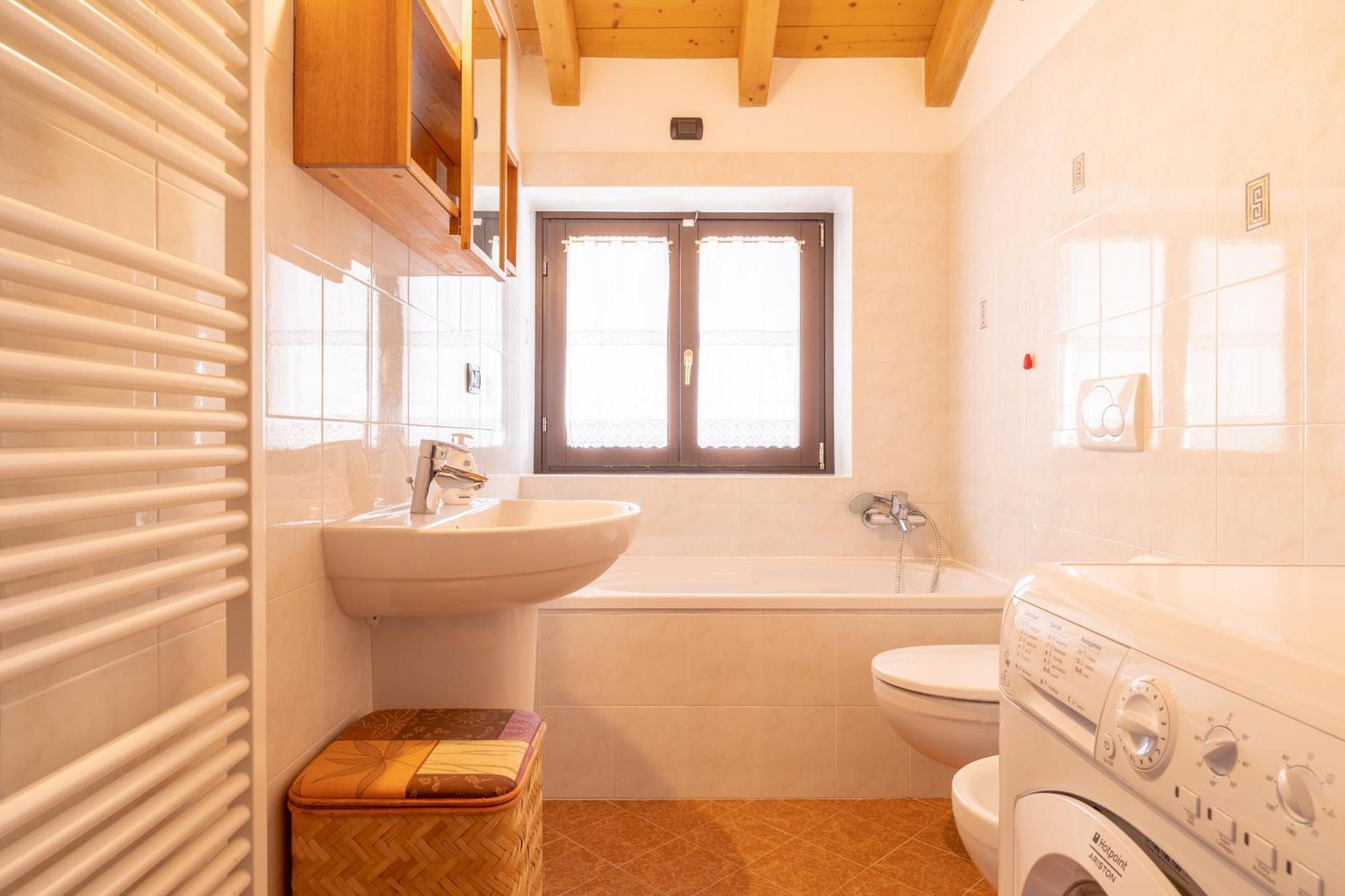 Apartment By The Ferry - Menaggio Exterior foto